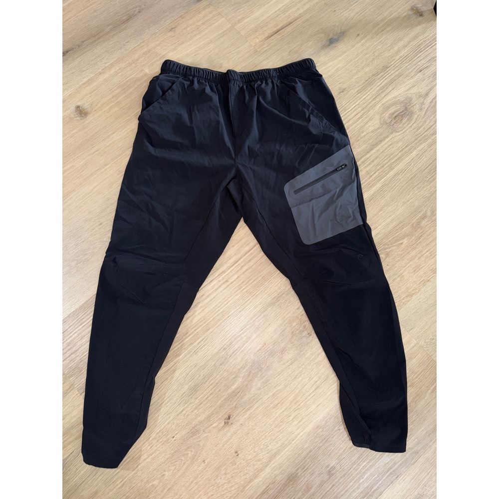 The North Face Mens Black Technical Joggers Hiking Pants Grey Zip Pocket Small